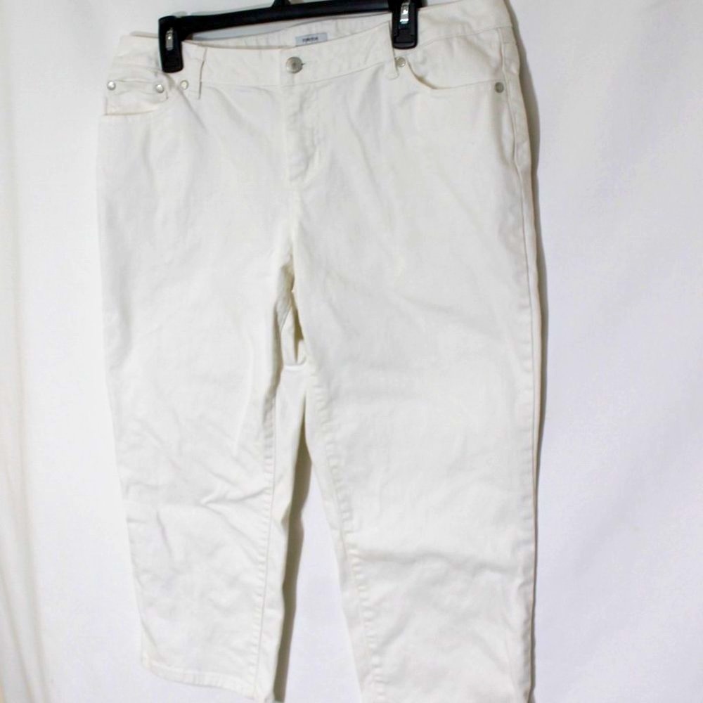LIZ CLAIBORNE White Denim Jeans Capri Size 14 Straight Leg Flap Over Buttoned